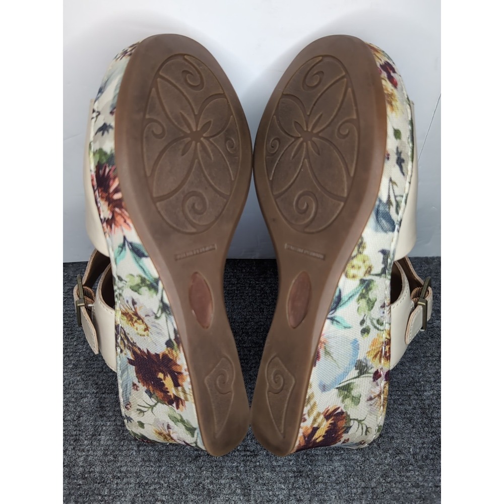 BORN Women's Wedge Sandals Size 10 M Floral Bottom VCJA22 Ivory Leather Slip On - Picture 9 of 11